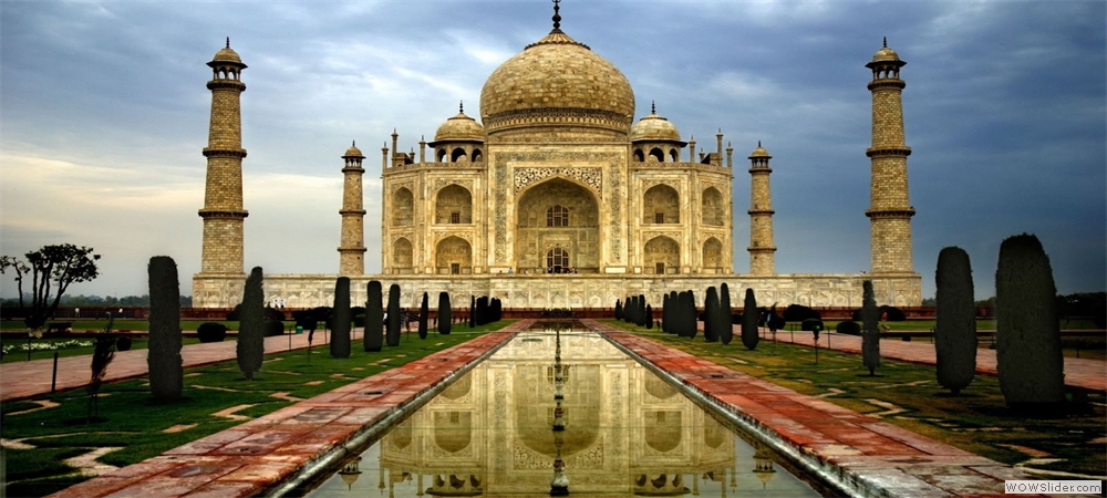 Delhi & Agra